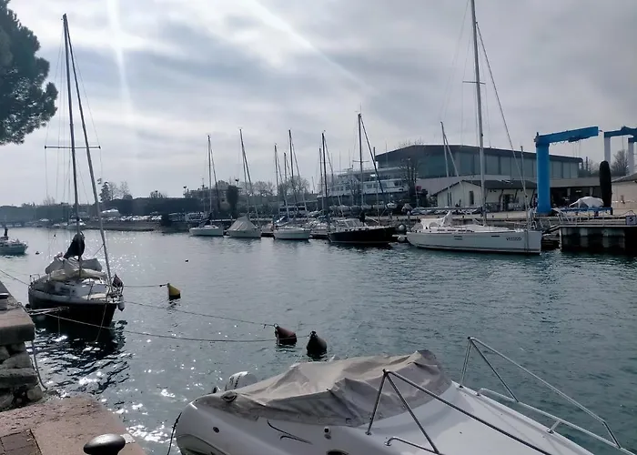 Princess I Πεσκιέρα ντελ Γκάρντα